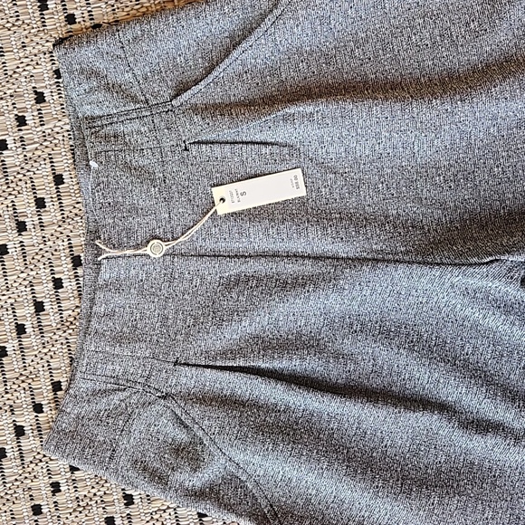 Max Studio Pants, Size S - Picture 2 of 4